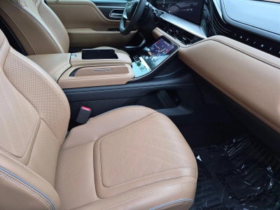 2025 INFINITI QX80 LUXE AWD