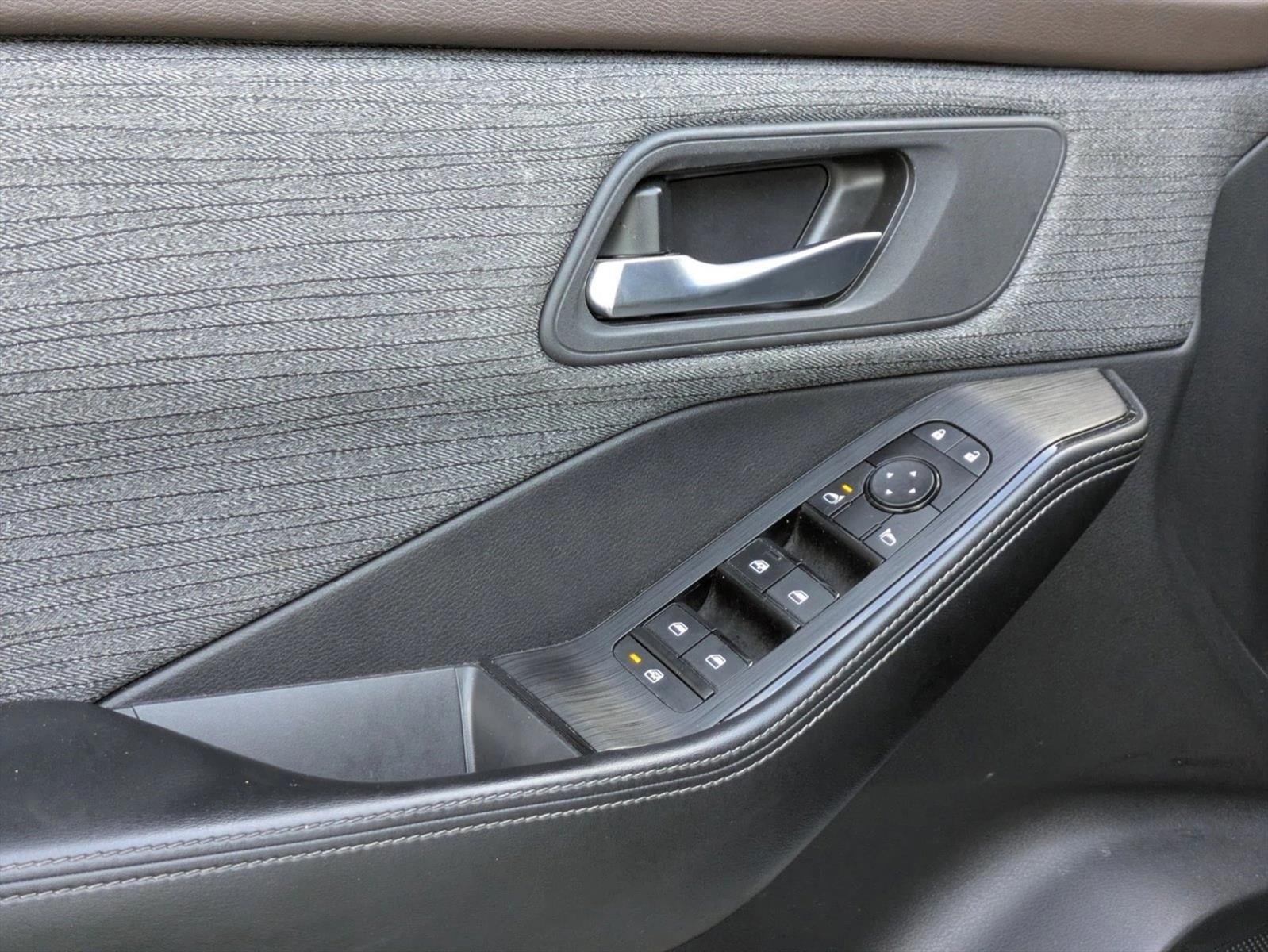 2023 Nissan Rogue AWD SV