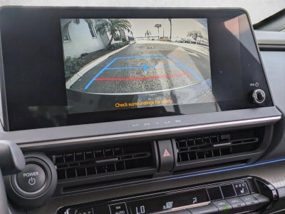 2023 Toyota Prius XLE (Natl)