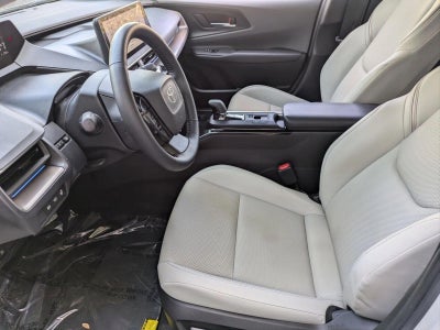 2023 Toyota Prius XLE (Natl)