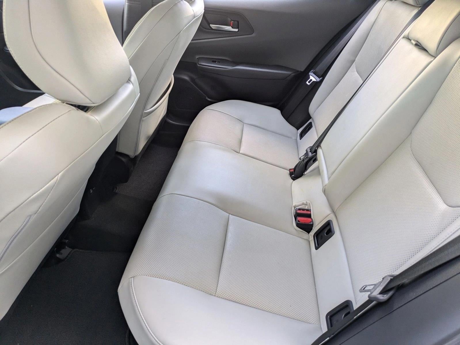 2023 Toyota Prius XLE (Natl)