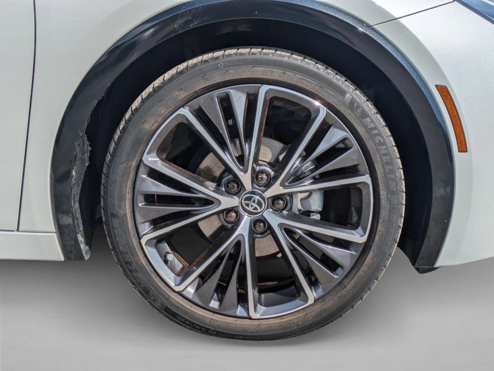 2023 Toyota Prius XLE (Natl)