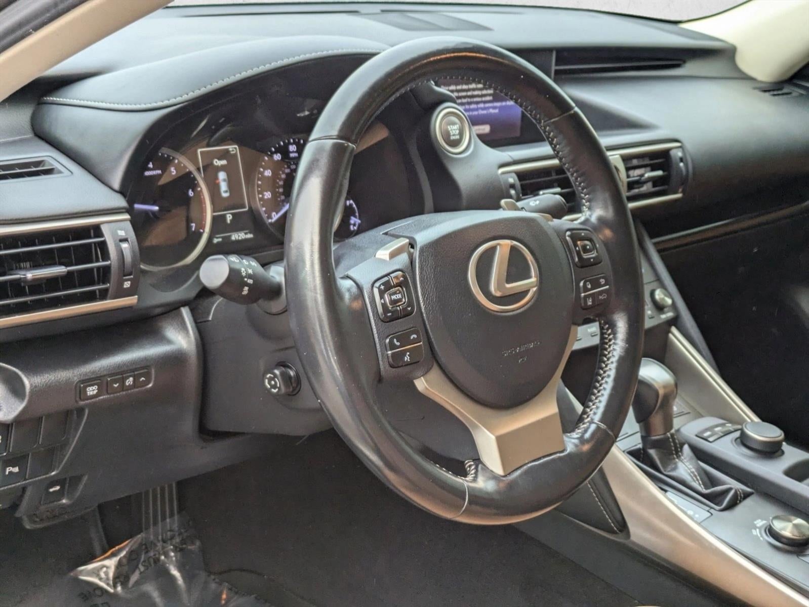 2019 Lexus IS 300 RWD