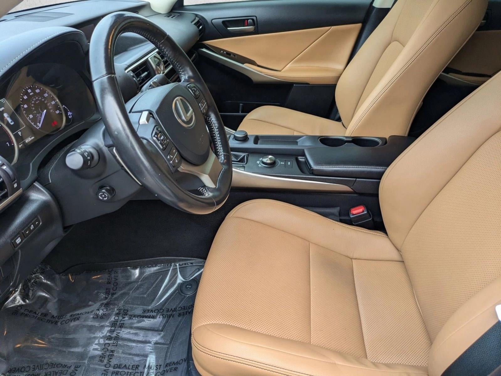 2019 Lexus IS 300 RWD