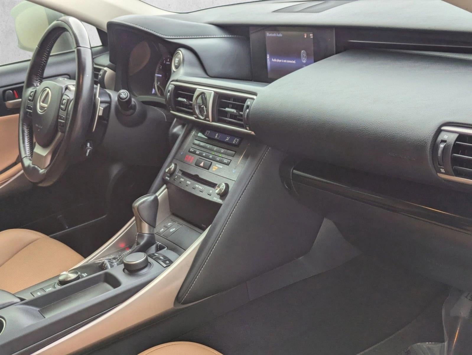 2019 Lexus IS 300 RWD