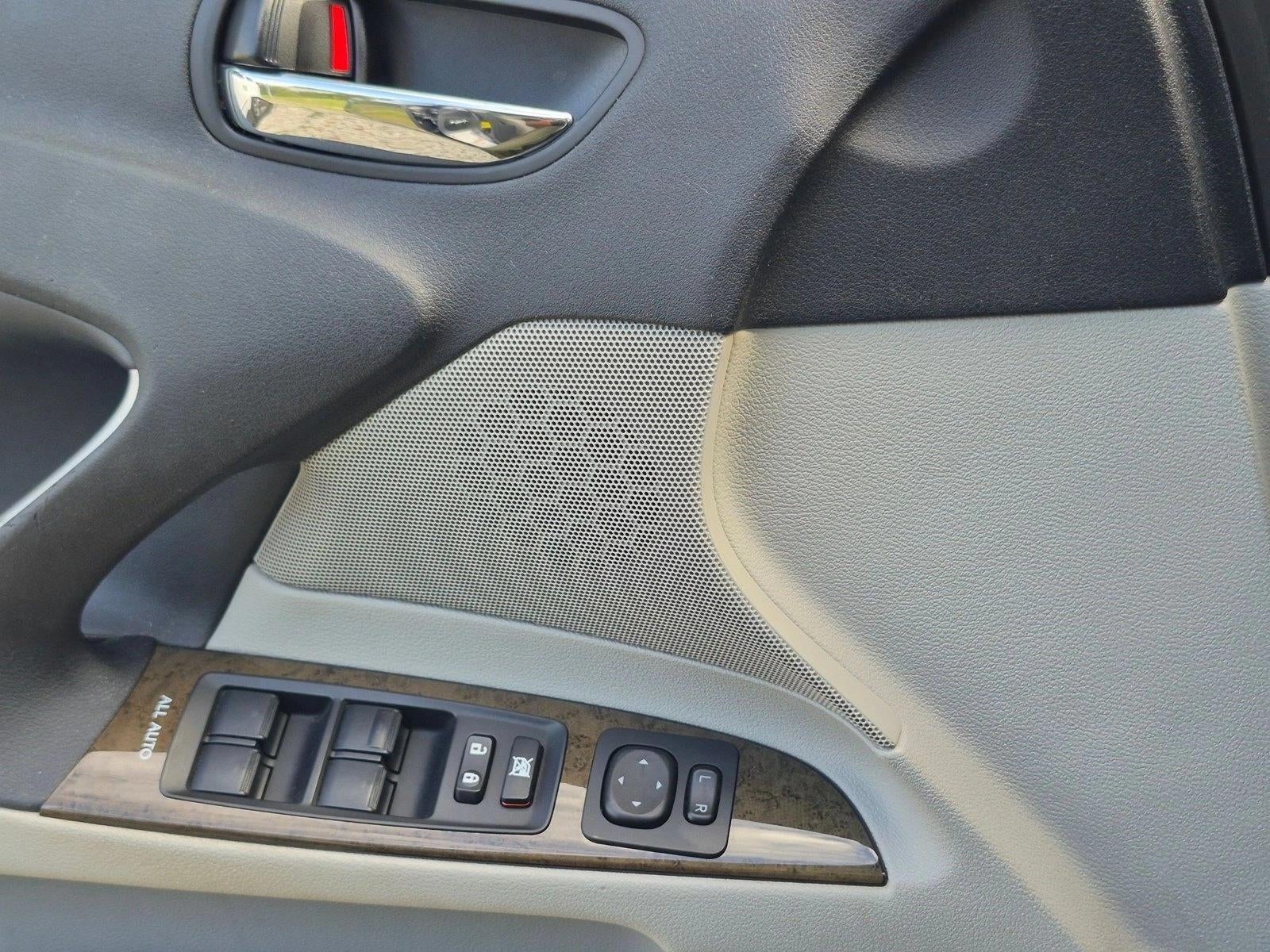 2013 Lexus IS 250 4dr Sport Sdn Auto RWD