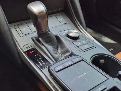 2025 Lexus IS 350 F SPORT Design RWD