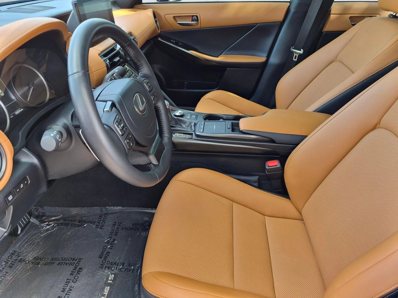 2025 Lexus IS 350 F SPORT Design RWD