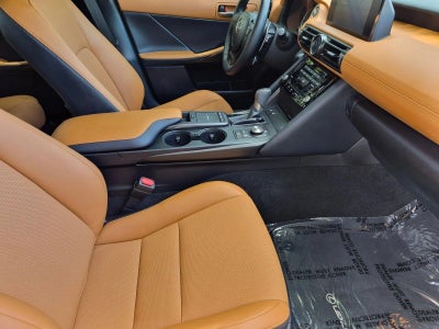 2025 Lexus IS 350 F SPORT Design RWD