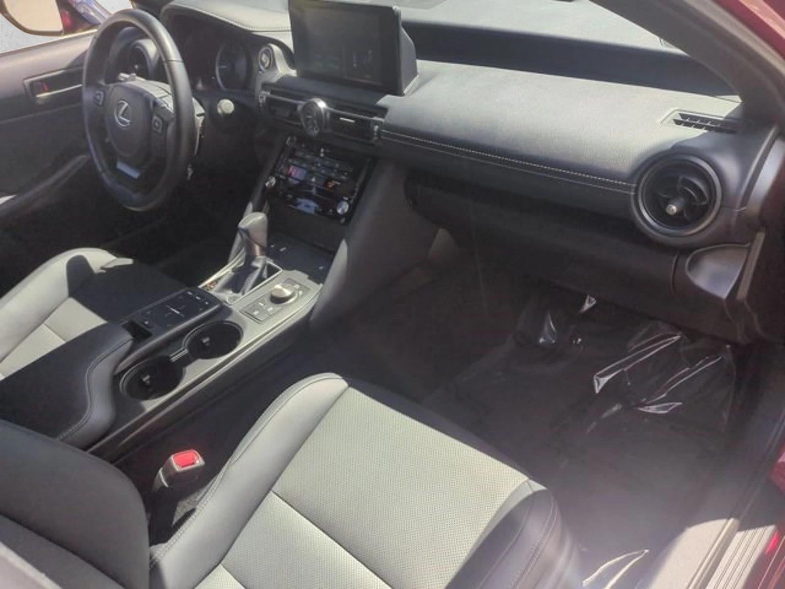 2025 Lexus IS 350 F SPORT Design RWD