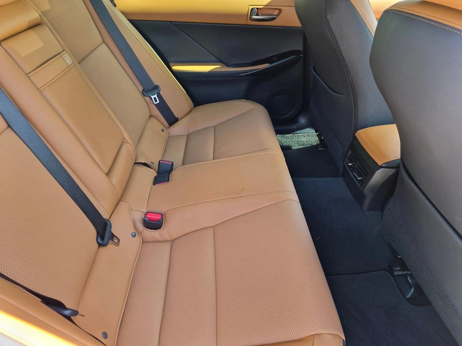 2025 Lexus IS 300 RWD