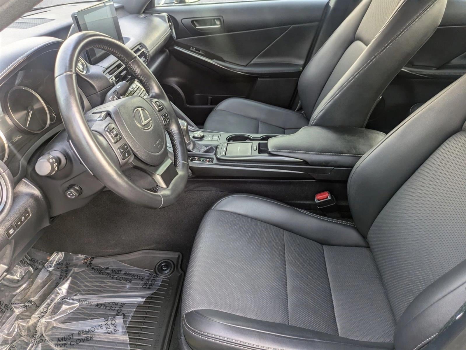 2025 Lexus IS 300 RWD