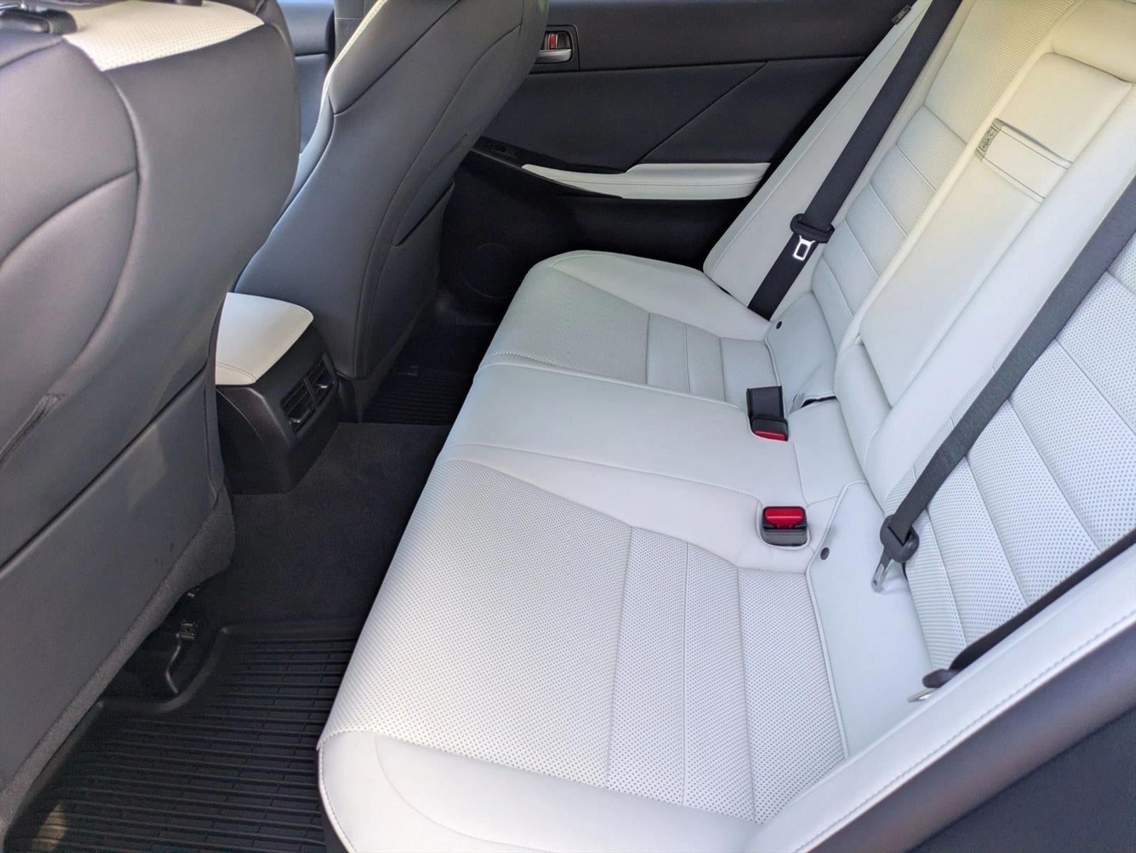 2025 Lexus IS 350 F SPORT RWD