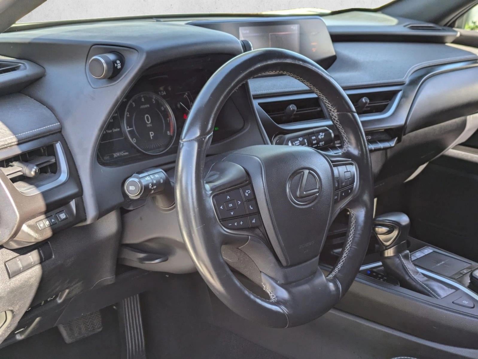 2019 Lexus UX 200 FWD