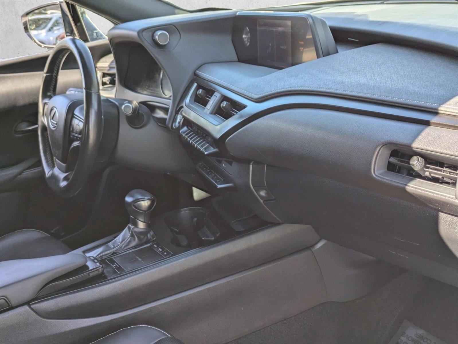 2019 Lexus UX 200 FWD