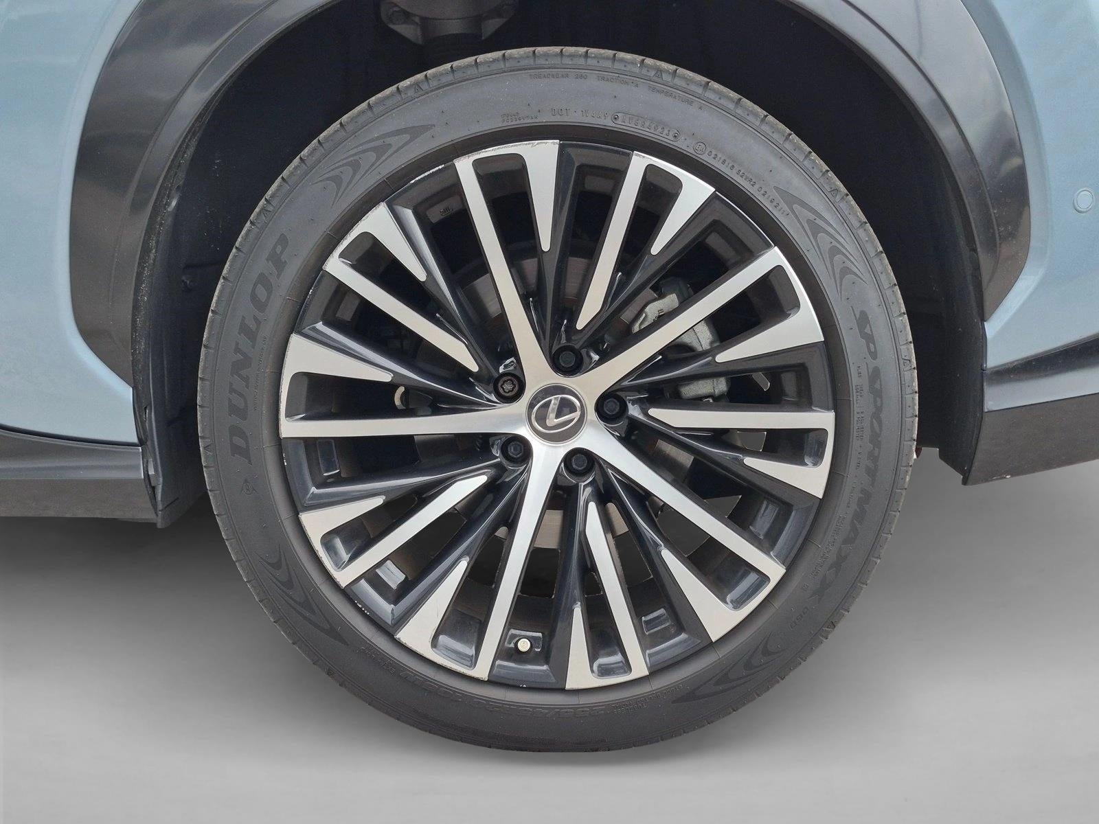 2024 Lexus RZ 450e Premium AWD w/20" Wheels