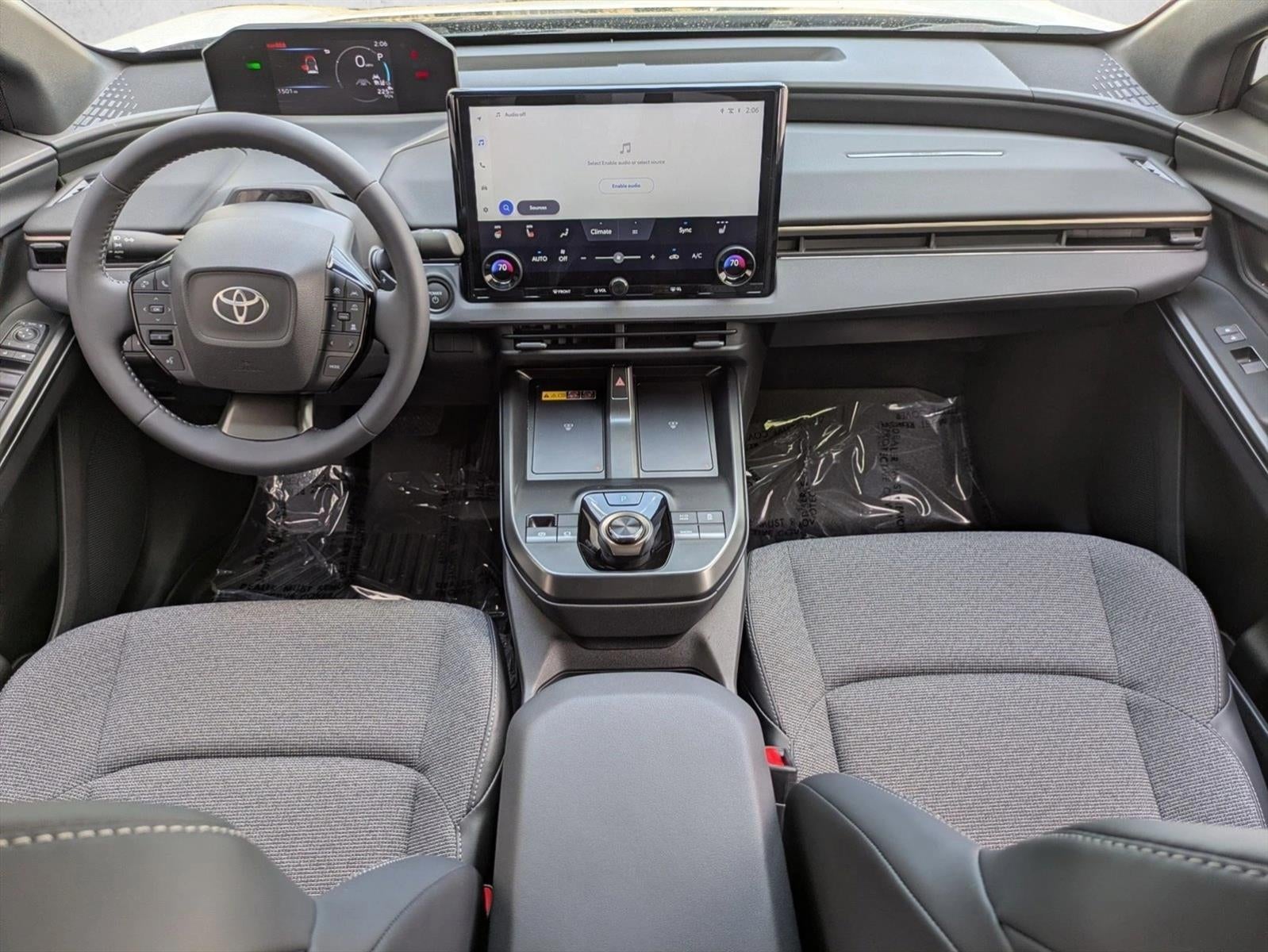 2026 Toyota bZ XLE Plus FWD (Natl)