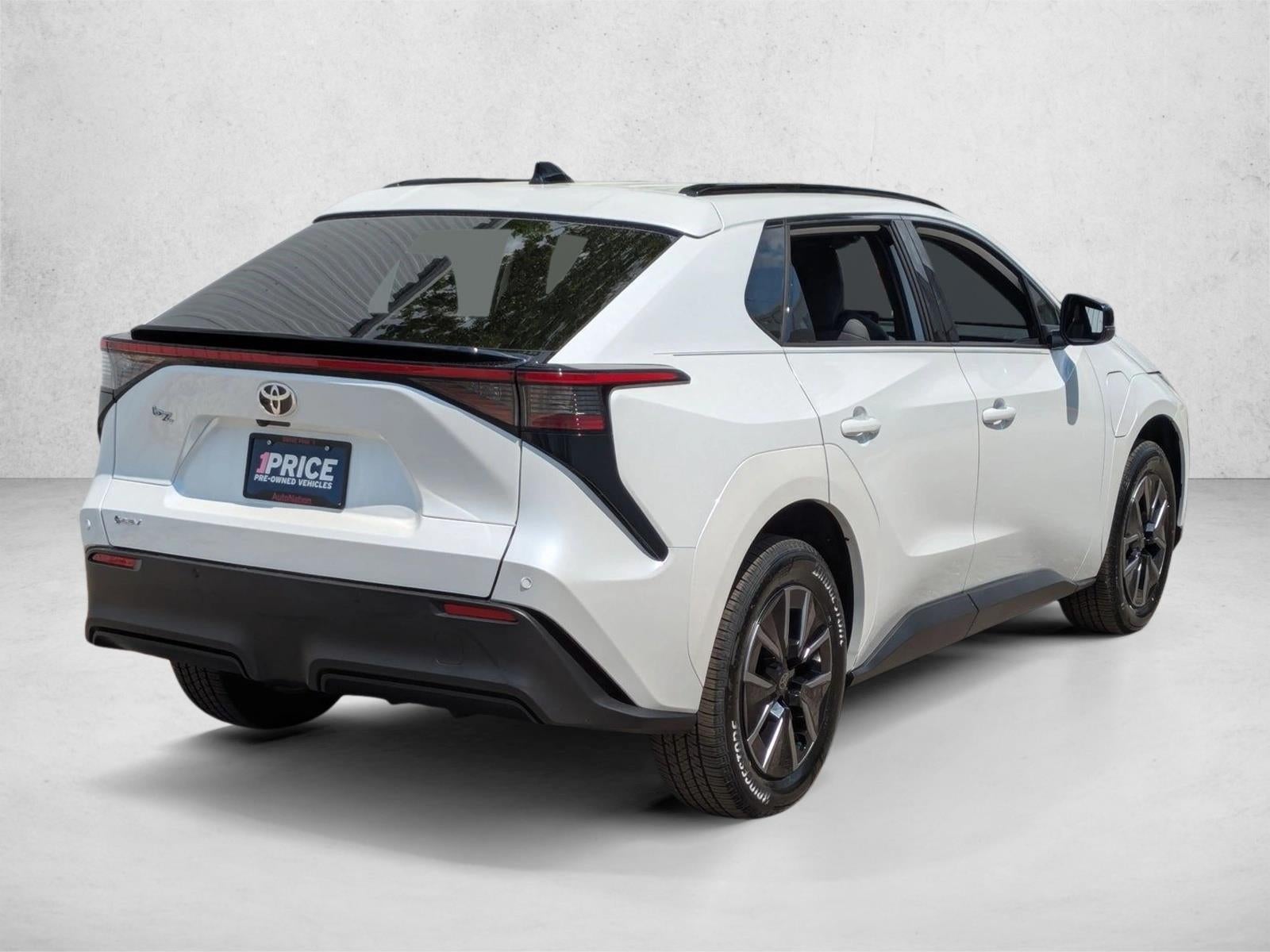 2026 Toyota bZ XLE Plus FWD (Natl)