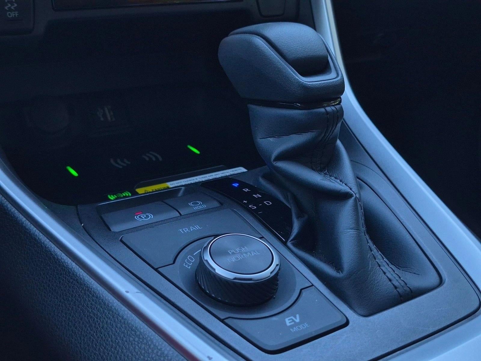 2025 Toyota RAV4 Hybrid XLE AWD (Natl)