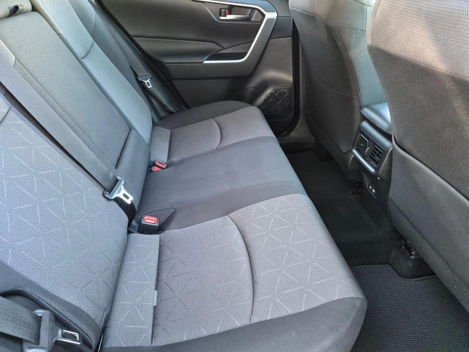 2025 Toyota RAV4 Hybrid XLE AWD (Natl)