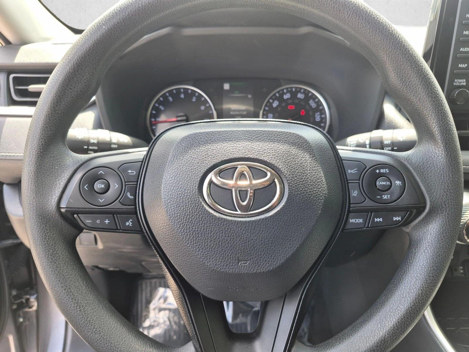 2019 Toyota RAV4 XLE FWD (GS)