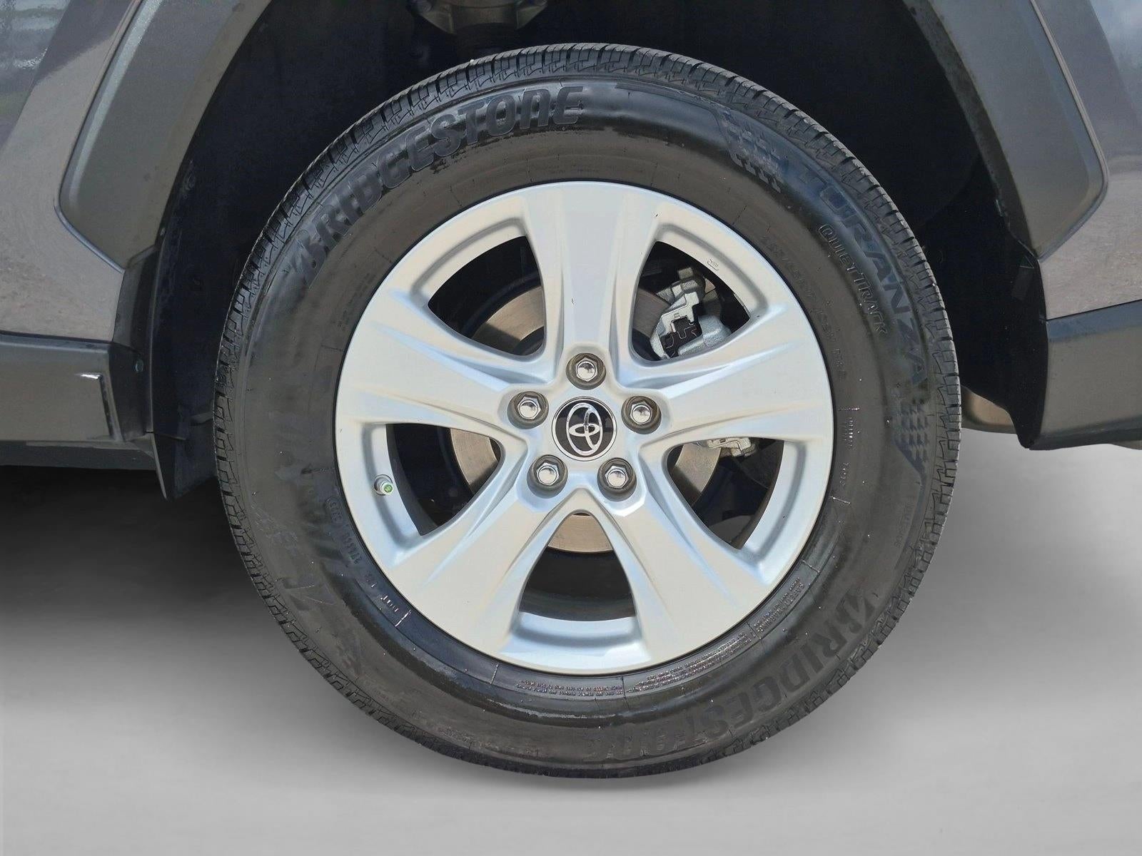 2019 Toyota RAV4 XLE FWD (GS)