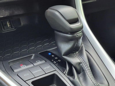 2019 Toyota RAV4 XLE FWD (GS)