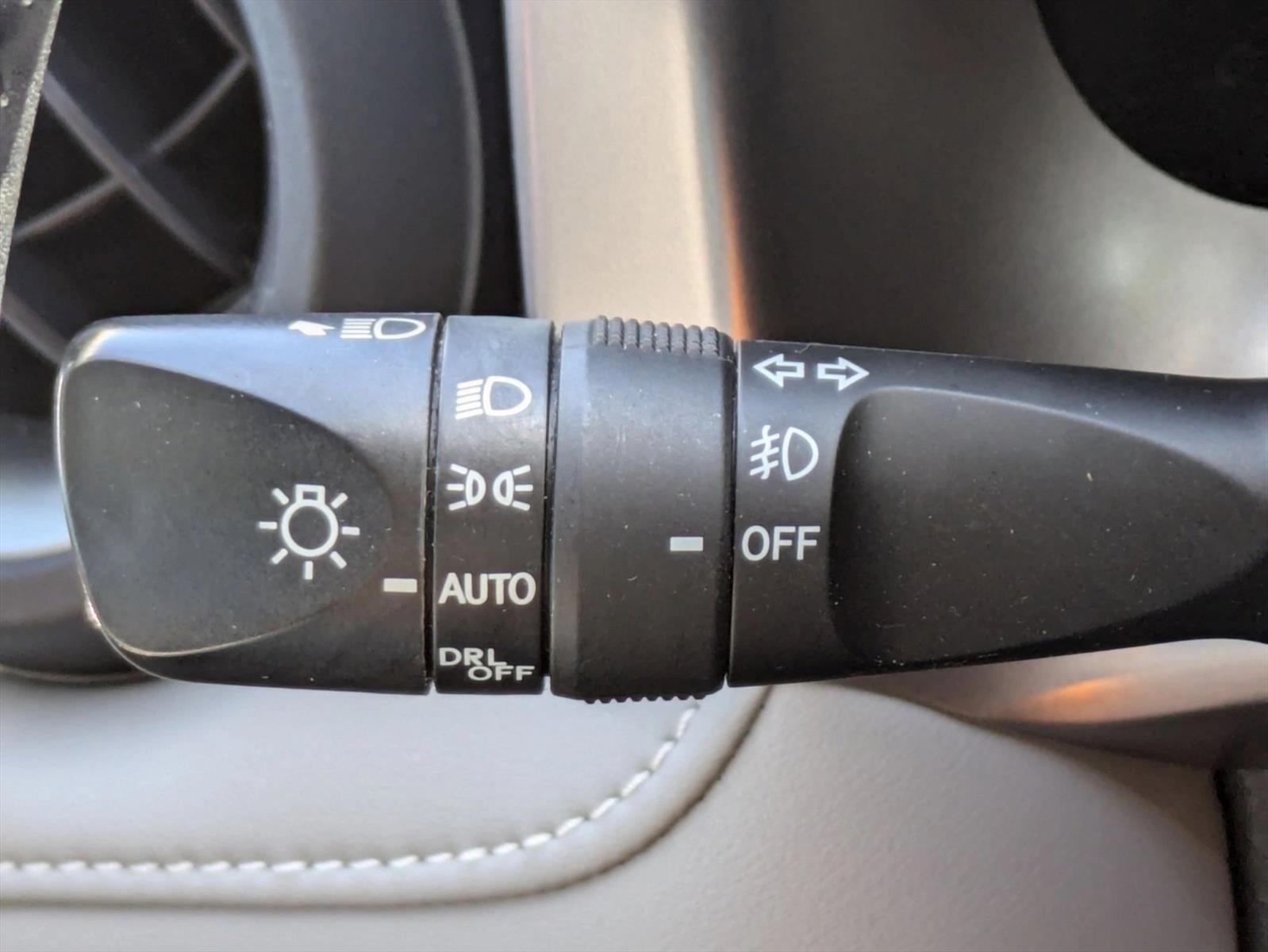 2018 Toyota RAV4 XLE FWD (GS)