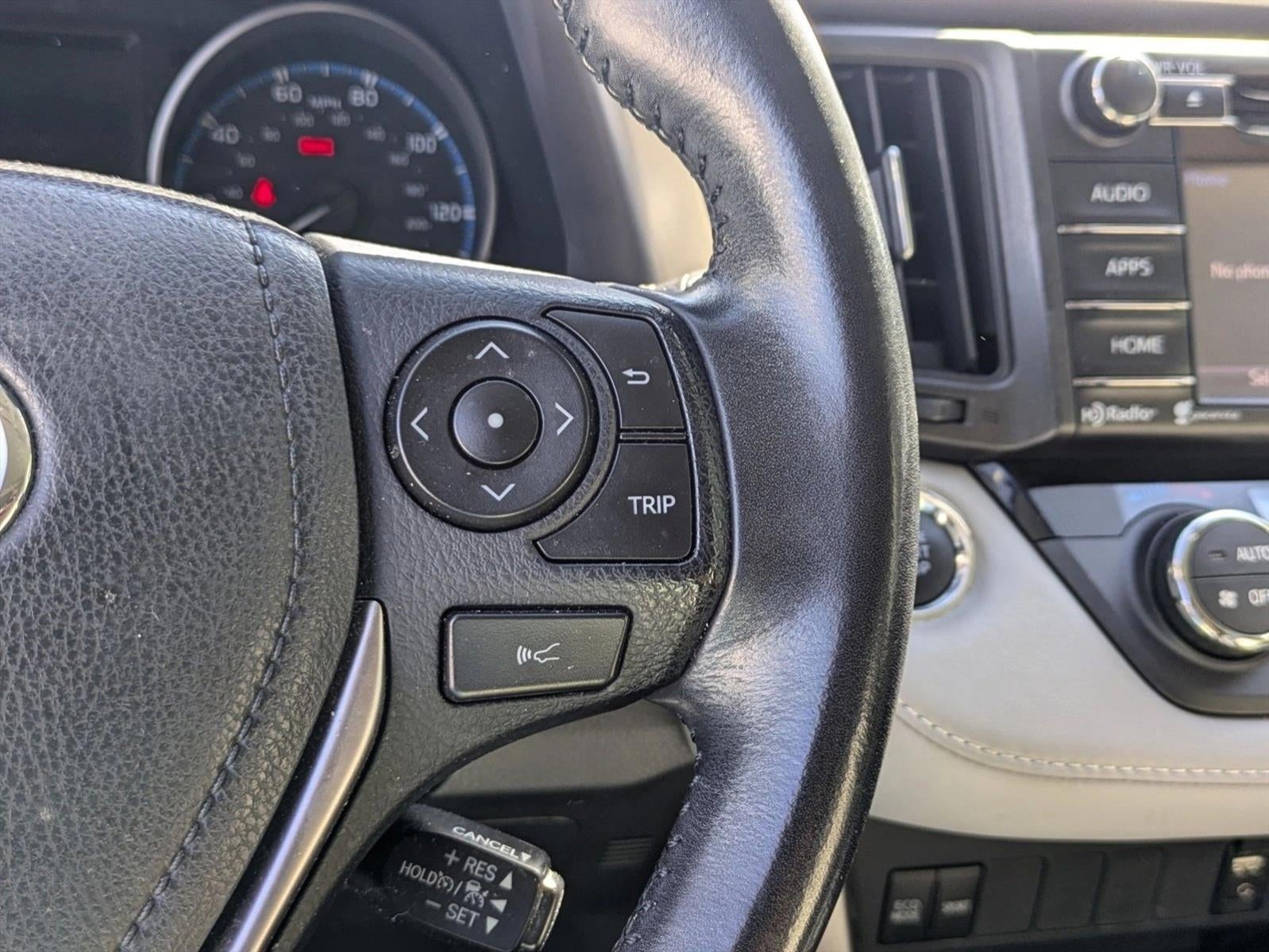 2018 Toyota RAV4 XLE FWD (GS)