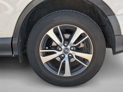 2018 Toyota RAV4 XLE FWD (GS)