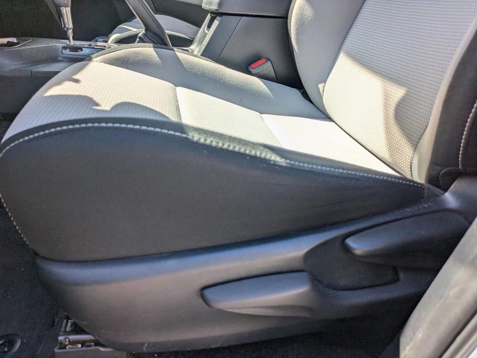 2018 Toyota RAV4 XLE FWD (GS)