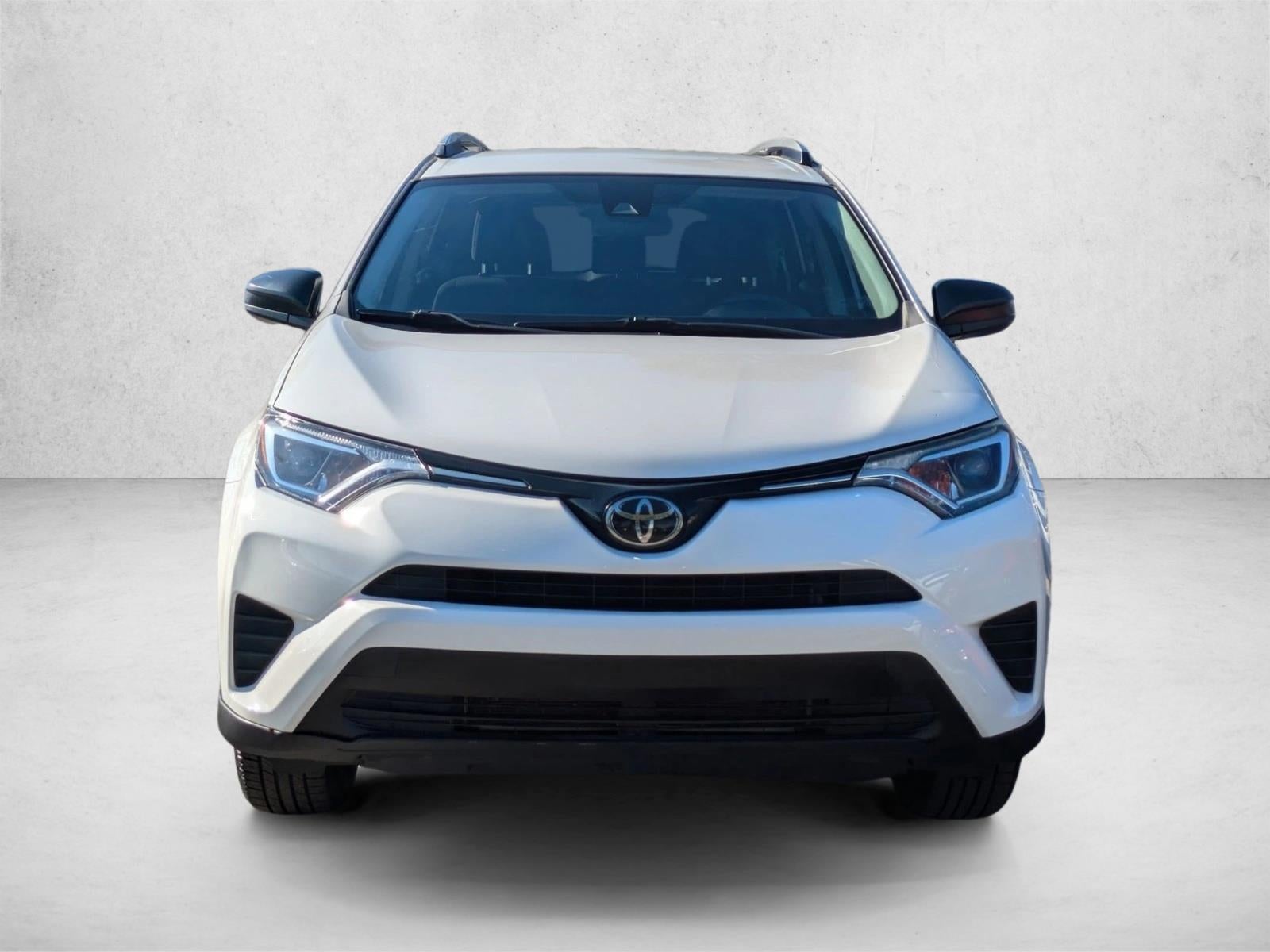 2018 Toyota RAV4 LE FWD (GS)