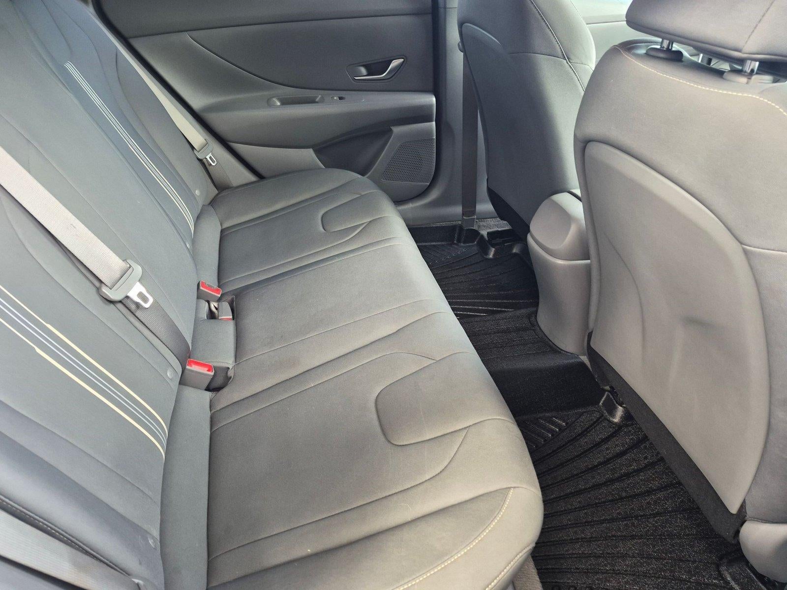 2023 Hyundai ELANTRA SEL IVT