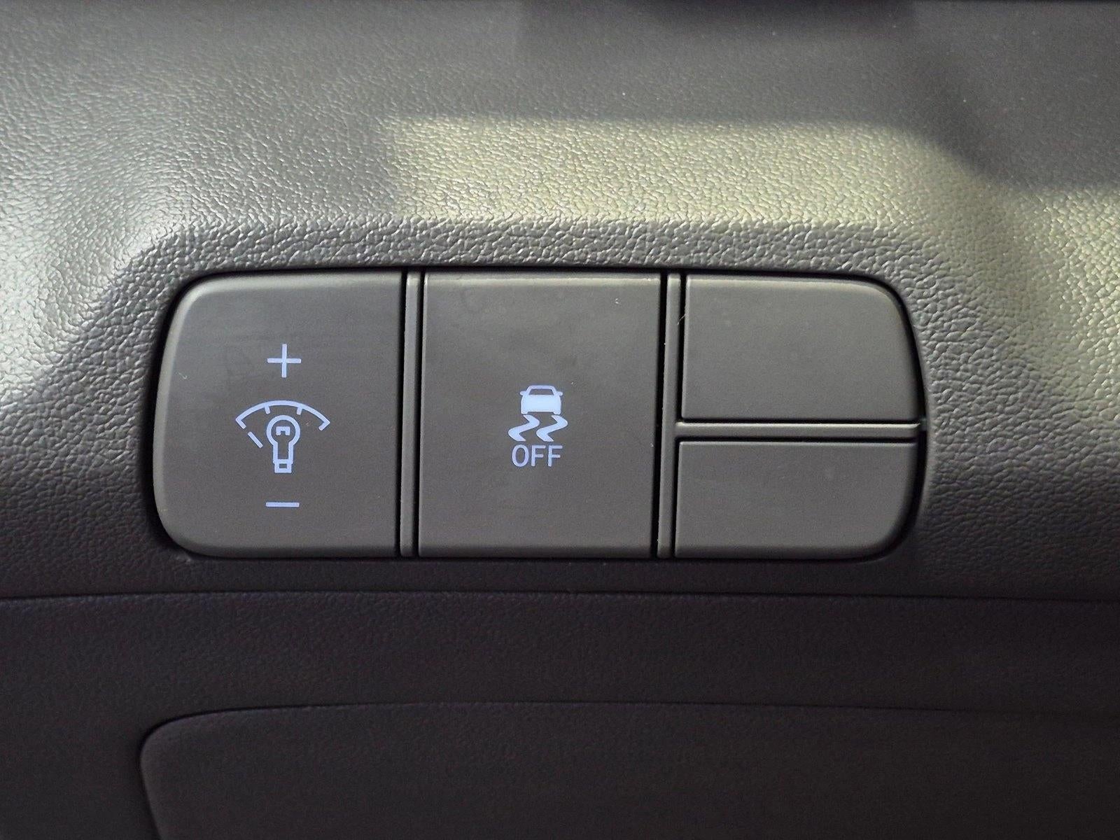 2024 Hyundai ELANTRA SEL IVT