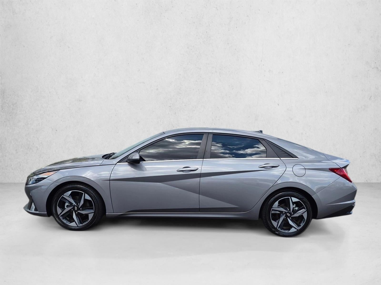 2023 Hyundai ELANTRA Limited IVT