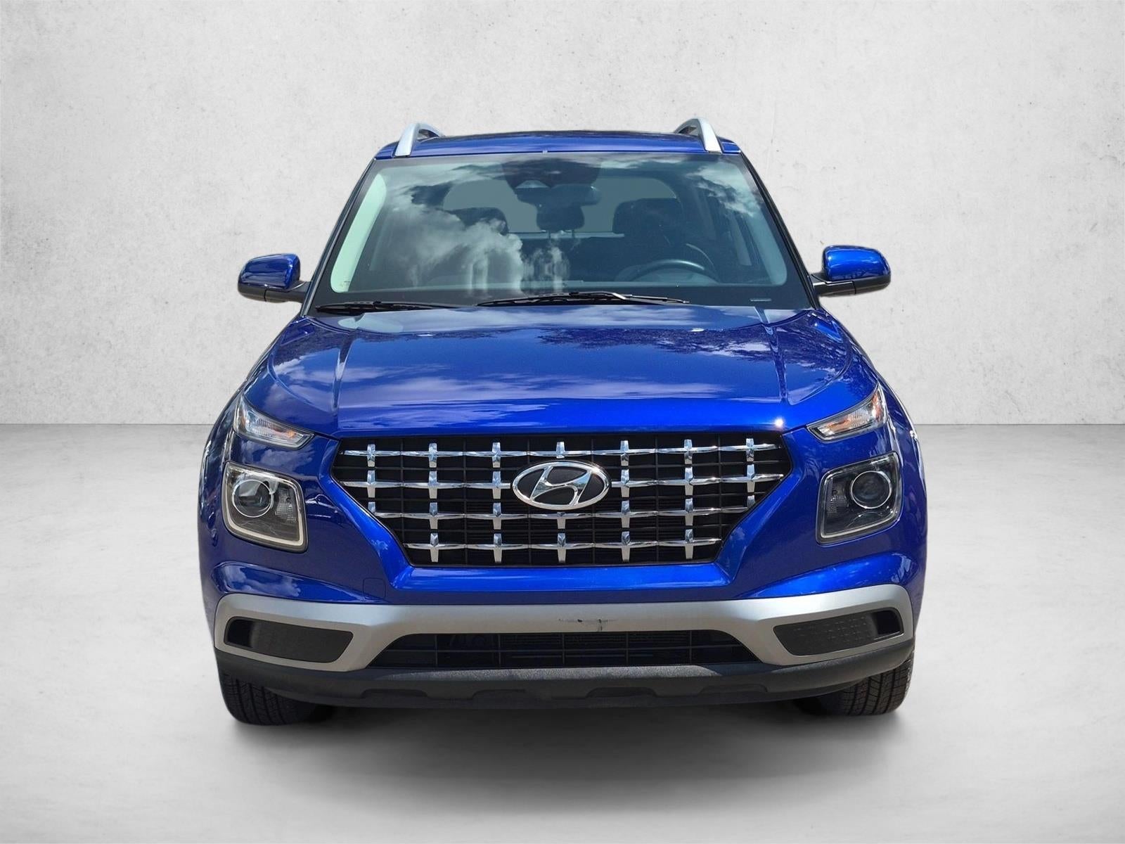 2023 Hyundai VENUE SEL IVT