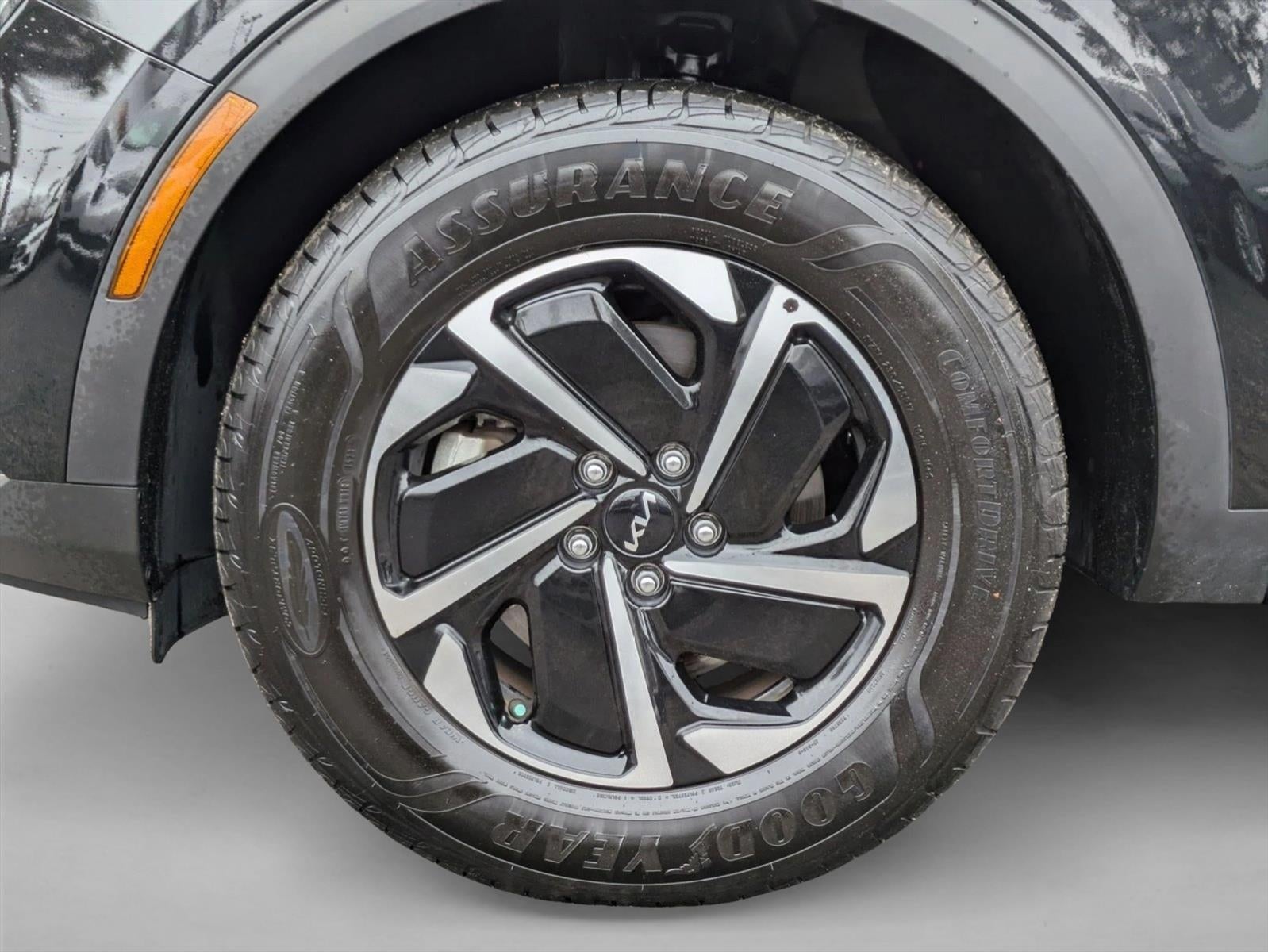 2023 Kia Sportage Hybrid LX AWD