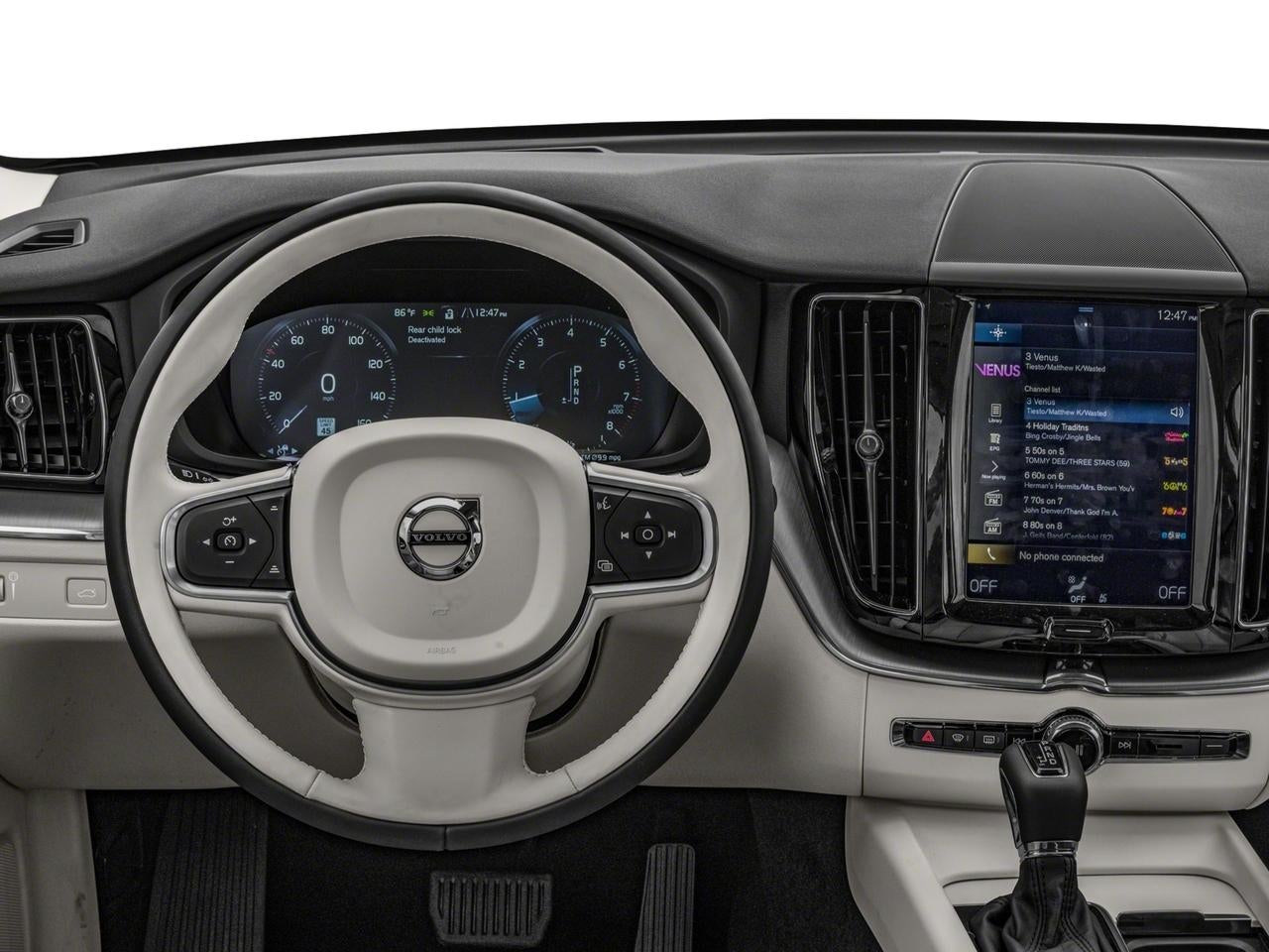 2018 Volvo XC60 T6 AWD Momentum