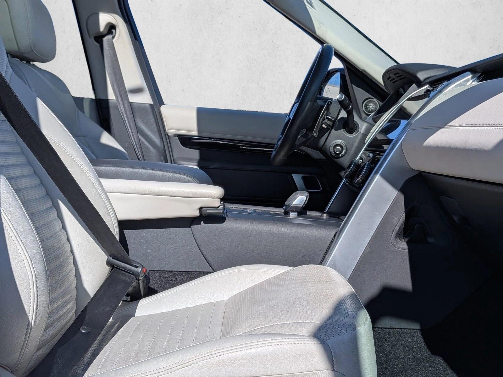 2024 Land Rover Discovery P300 S