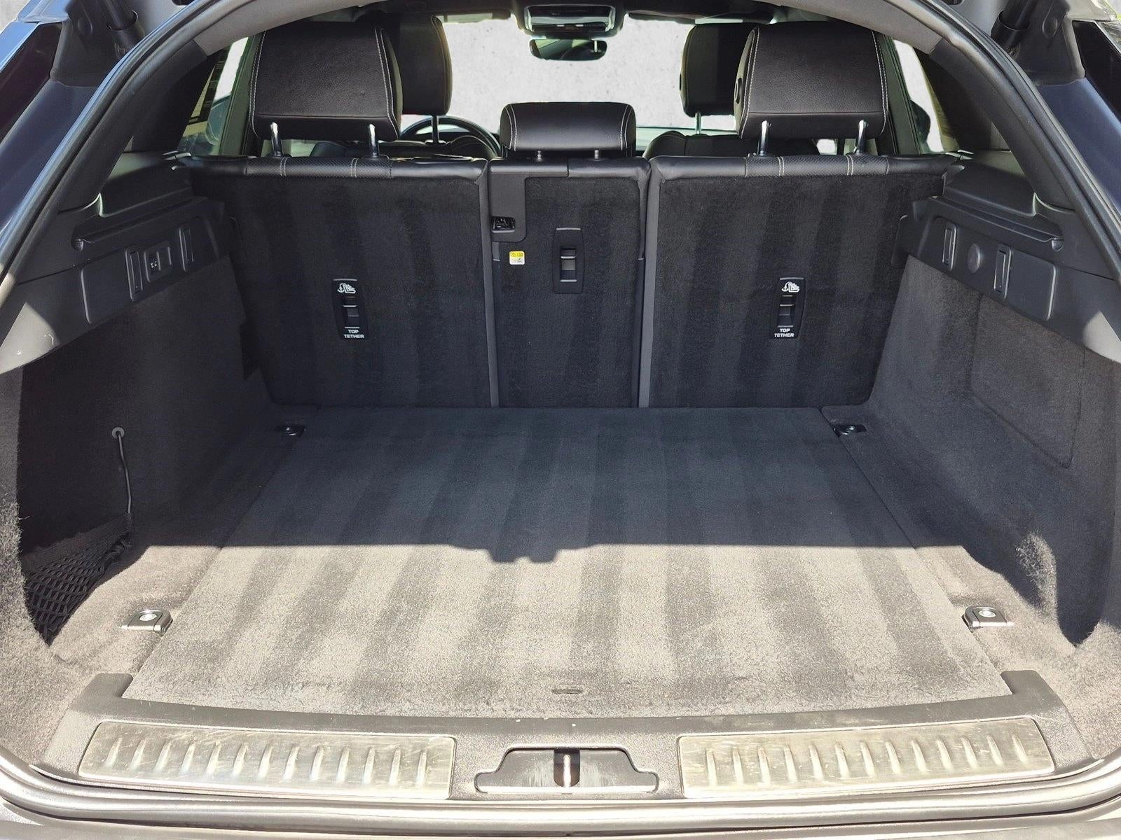 2023 Land Rover Range Rover Velar P340 R-Dynamic S