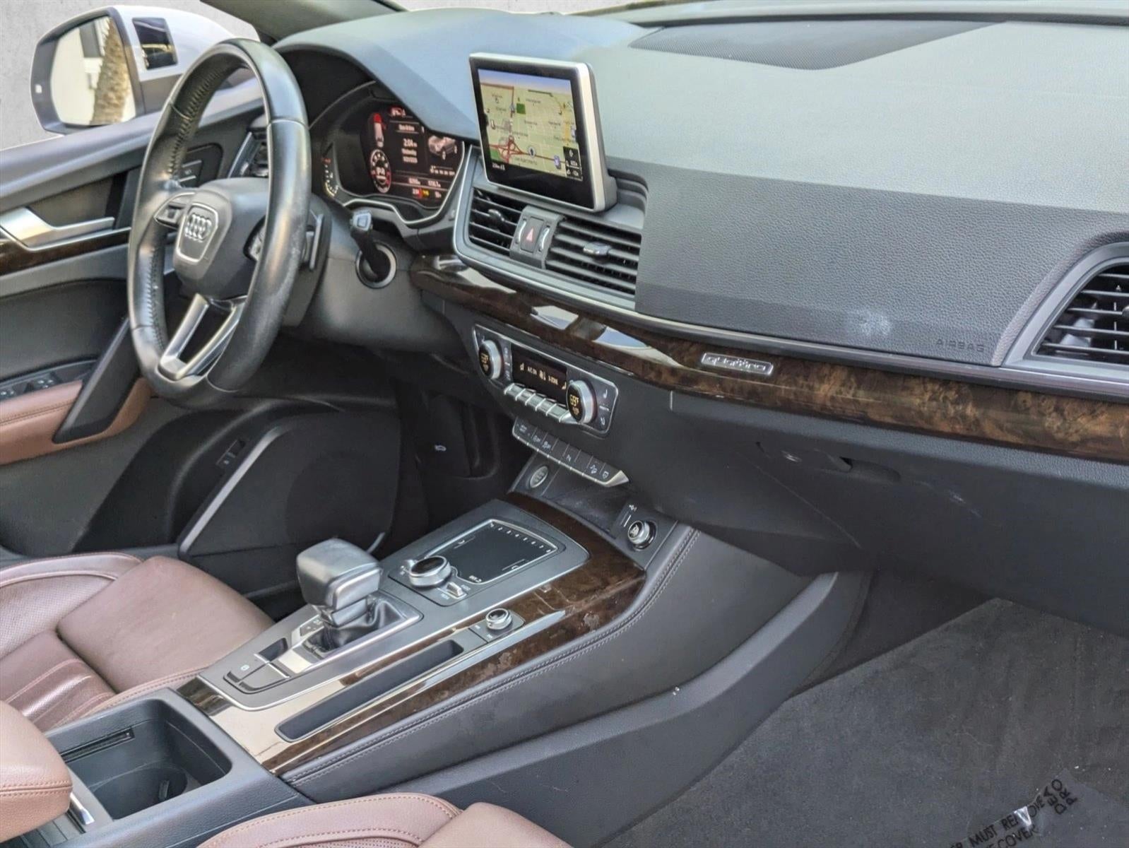 2019 Audi Q5 Premium Plus 45 TFSI quattro