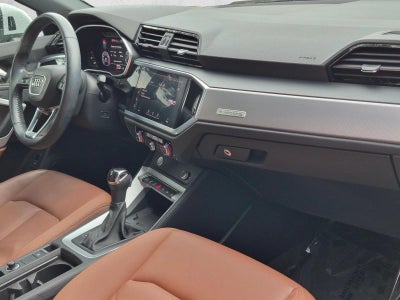 2020 Audi Q3 S line Prestige 45 TFSI quattro