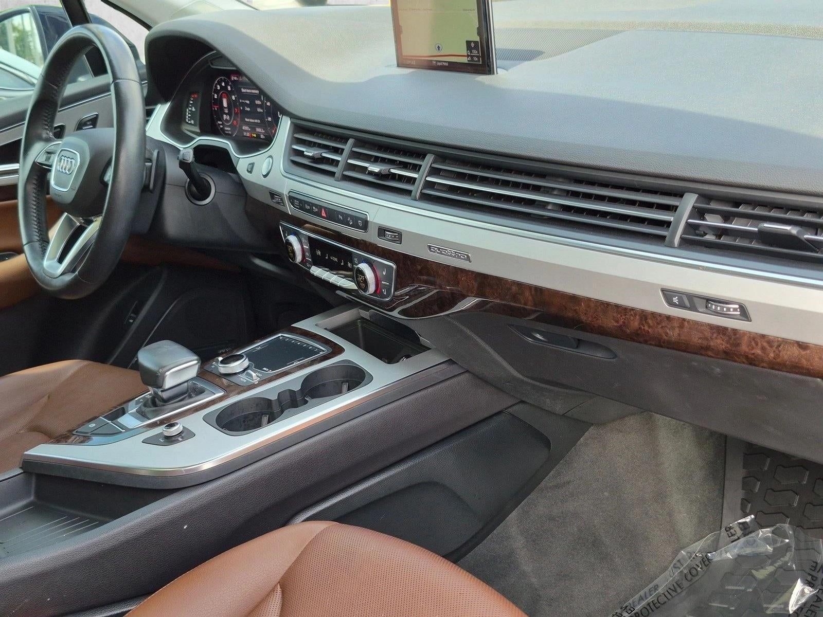 2019 Audi Q7 Premium Plus 45 TFSI quattro