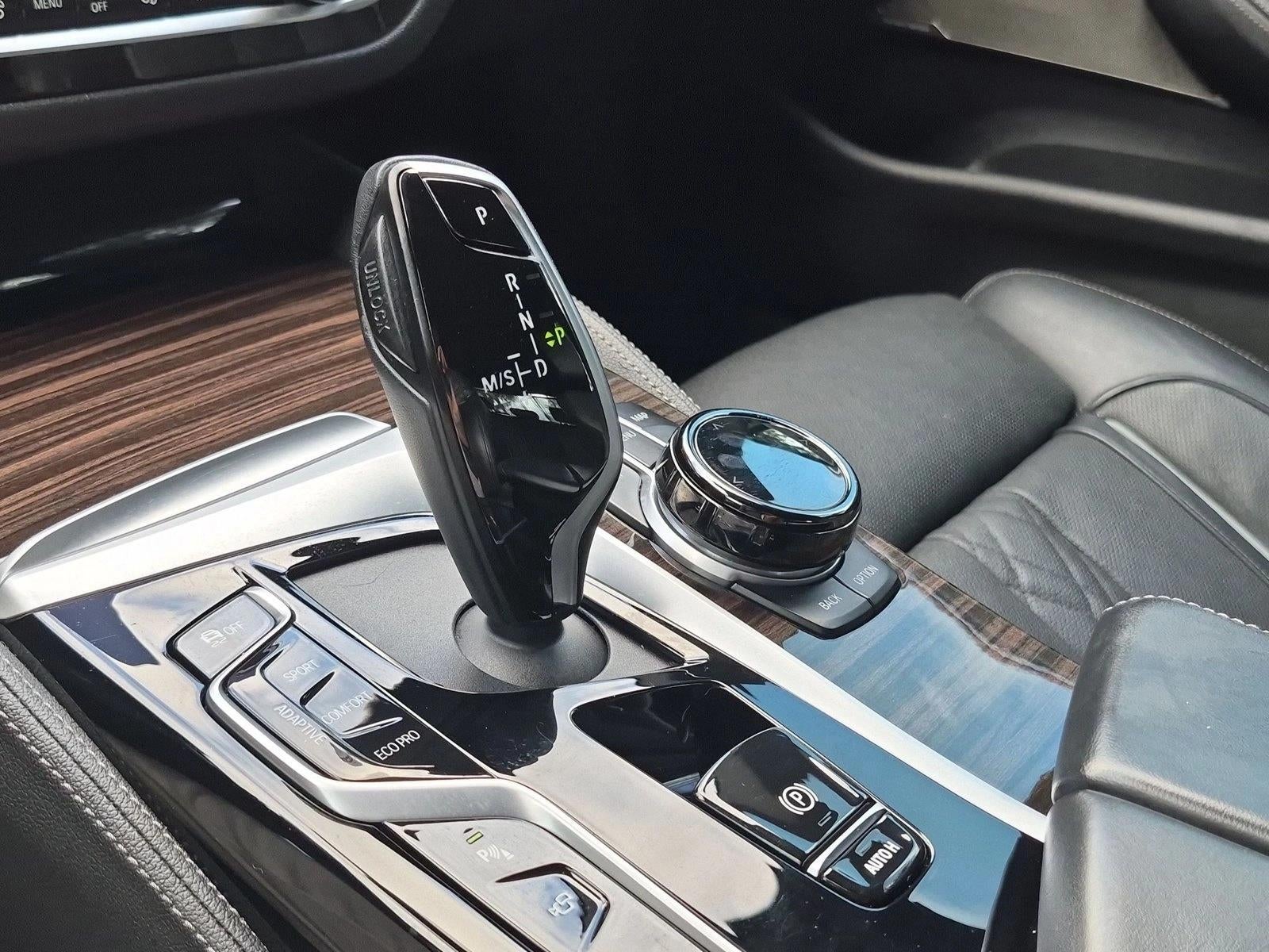 2021 BMW M550i xDrive Sedan