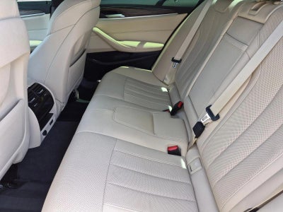 2023 BMW 530i Sedan