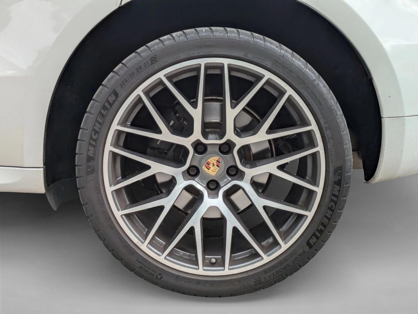 2019 Porsche Macan AWD