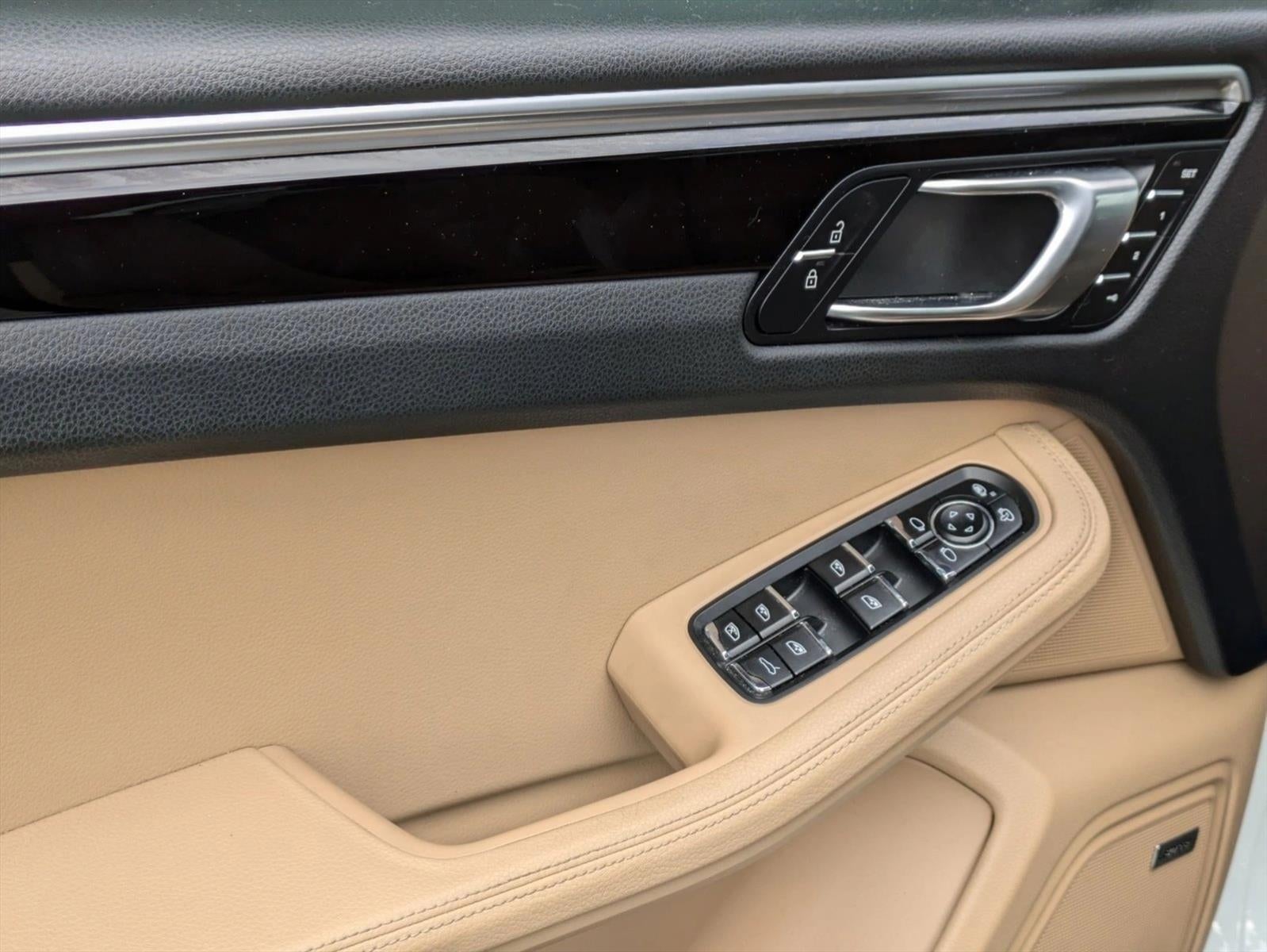 2019 Porsche Macan AWD