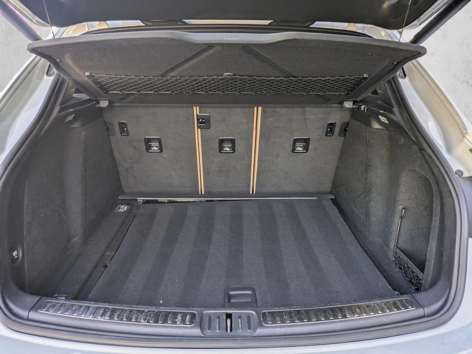 2019 Porsche Macan AWD