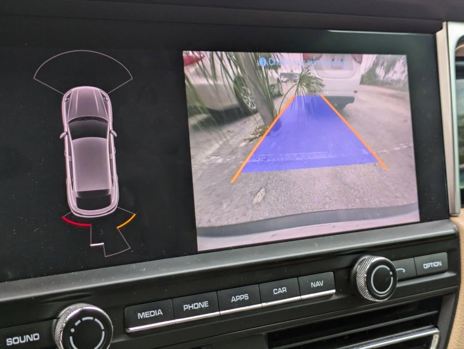 2019 Porsche Macan AWD