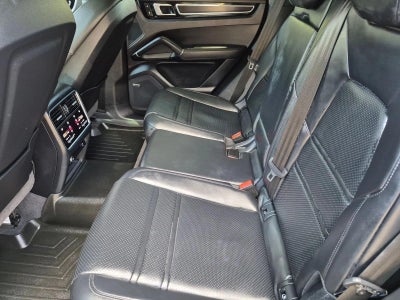 2022 Porsche Cayenne GTS Coupe AWD
